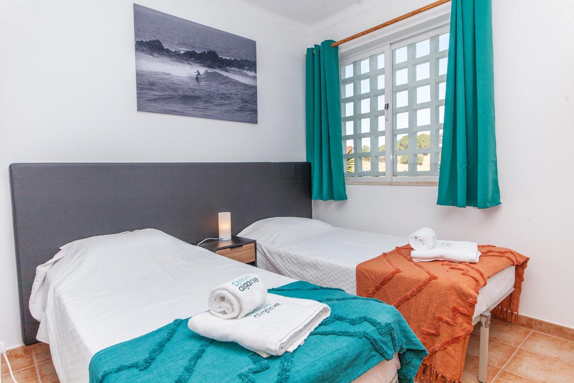 P - Meia-Praia Seaview Guesthouse Lagos Rum bild