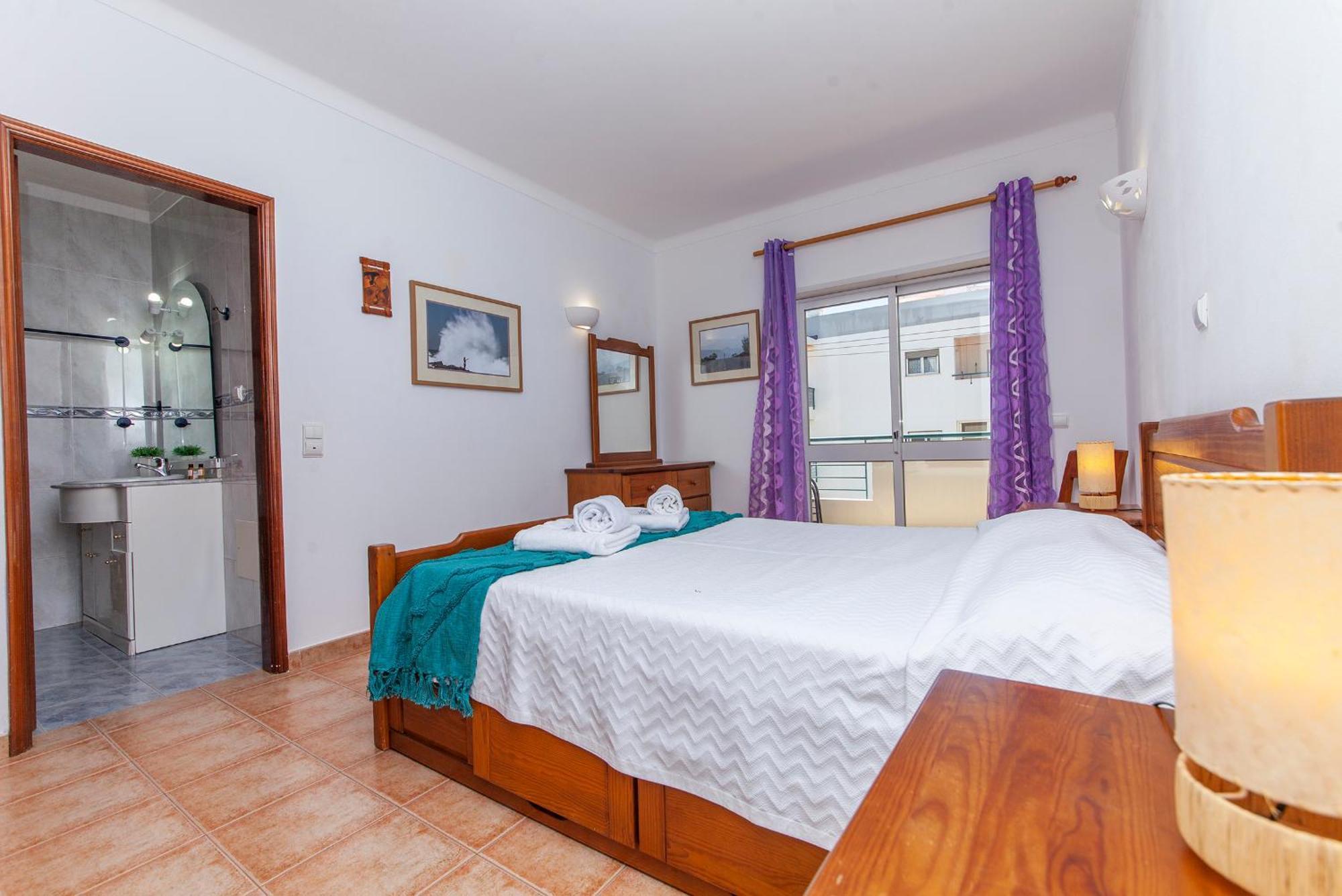 P - Meia-Praia Seaview Guesthouse Lagos Rum bild